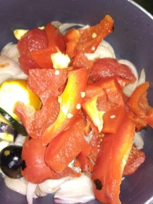 Pixar-Style Ratatouille: A Stunning Confit Byaldi Inspired Dish - Plattershare - Recipes, food stories and food lovers Pixar-Style Ratatouille: A Stunning Confit Byaldi Inspired Dish - Plattershare - Recipes, food stories and food lovers