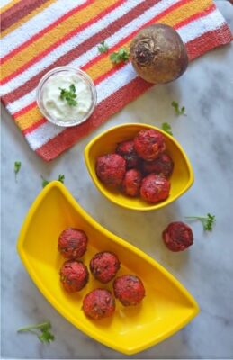 Crispy Beetroot Balls: A Vibrant and Healthy Snack - Plattershare - Recipes, food stories and food lovers Crispy Beetroot Balls: A Vibrant and Healthy Snack - Plattershare - Recipes, food stories and food lovers