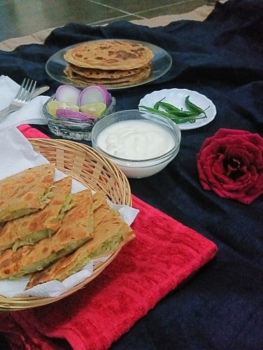 Paneer Garlic Paratha - Plattershare - Recipes, food stories and food lovers