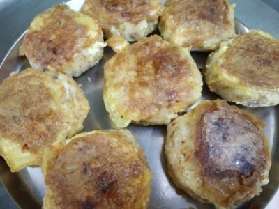 Crispy Prawn Patties with Zesty Indian Spices - Plattershare - Recipes, food stories and food lovers Crispy Prawn Patties with Zesty Indian Spices - Plattershare - Recipes, food stories and food lovers