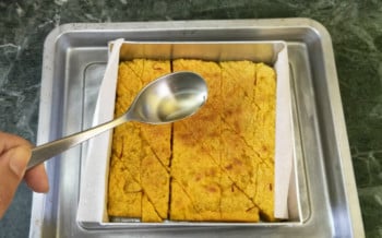 Mango Basbousa (Middle Eastern Semolina / Farina Cake) - Plattershare - Recipes, food stories and food lovers