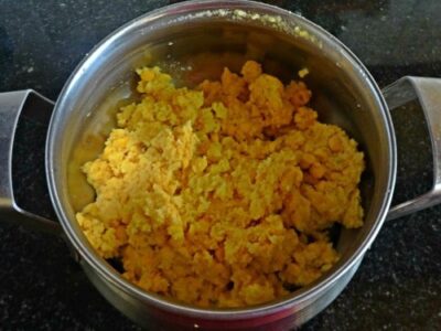 Crispy Masala Vadai (Paruppu Vadai): South Indian Lentil Fritters - Plattershare - Recipes, food stories and food lovers Crispy Masala Vadai (Paruppu Vadai): South Indian Lentil Fritters - Plattershare - Recipes, food stories and food lovers