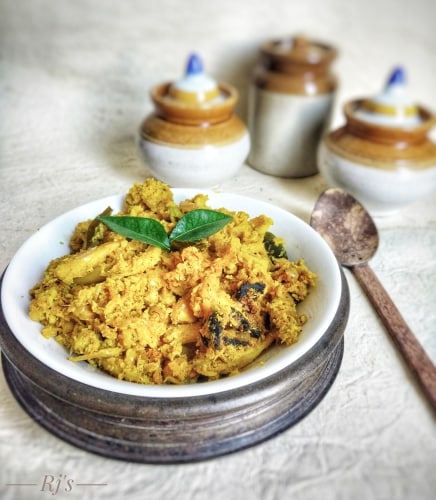 Coconut Anchovie Roast / Kerala Meen Peera - Plattershare - Recipes, Food Stories And Food Enthusiasts