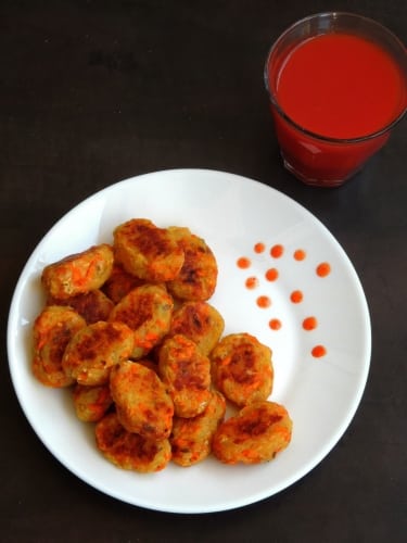 Baked Potato-Carrot Tater Tots - Plattershare - Recipes, Food Stories And Food Enthusiasts