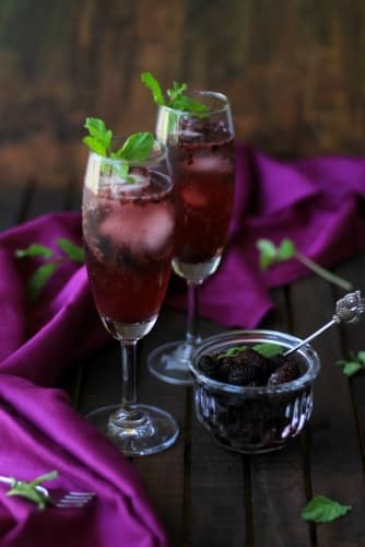 Mulberry Spritzer - Plattershare - Recipes, food stories and food lovers