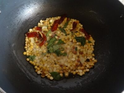 Spicy Masala Puffed Rice: A Quick & Healthy Indian Snack - Plattershare - Recipes, food stories and food lovers Spicy Masala Puffed Rice: A Quick & Healthy Indian Snack - Plattershare - Recipes, food stories and food lovers