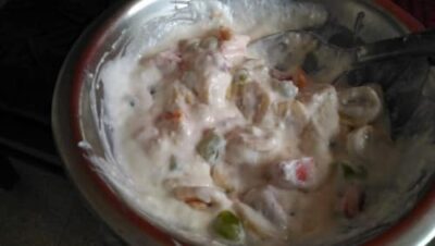 Easy Creamy Fruit Salad: A Refreshing Summer Dessert - Plattershare - Recipes, food stories and food lovers Easy Creamy Fruit Salad: A Refreshing Summer Dessert - Plattershare - Recipes, food stories and food lovers