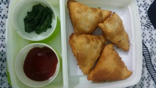 Mini Samosa - Plattershare - Recipes, food stories and food lovers