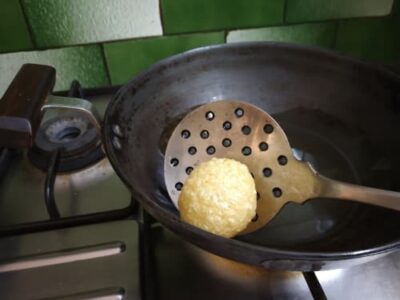 Homemade Pani Puri: A Taste of Authentic Indian Street Food - Plattershare - Recipes, food stories and food lovers Homemade Pani Puri: A Taste of Authentic Indian Street Food - Plattershare - Recipes, food stories and food lovers
