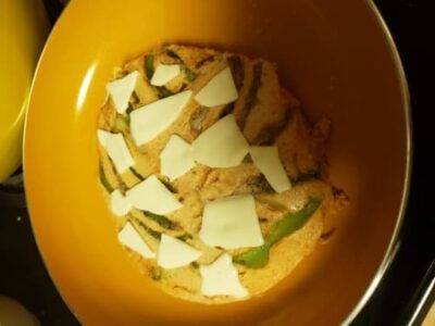 Moong Dal Omelette (Moonglet): A Savory Delhi Street Food Delight - Plattershare - Recipes, food stories and food lovers Moong Dal Omelette (Moonglet): A Savory Delhi Street Food Delight - Plattershare - Recipes, food stories and food lovers
