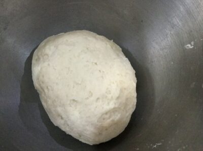 Crispy Biscuit Rotti (Mangalore Kachori): A Savory South Indian Snack - Plattershare - Recipes, food stories and food lovers Crispy Biscuit Rotti (Mangalore Kachori): A Savory South Indian Snack - Plattershare - Recipes, food stories and food lovers