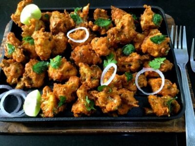 Crispy Gobi Kurkuri: Indian Cauliflower Fritters - Plattershare - Recipes, food stories and food lovers Crispy Gobi Kurkuri: Indian Cauliflower Fritters - Plattershare - Recipes, food stories and food lovers