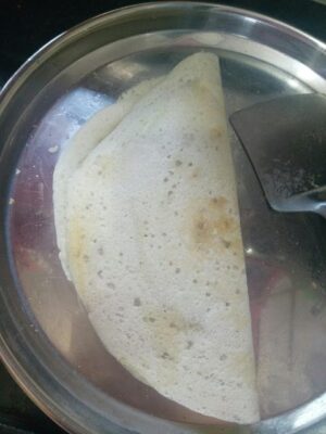 Crispy Paper Dosa: A South Indian Delicacy - Plattershare - Recipes, food stories and food lovers Crispy Paper Dosa: A South Indian Delicacy - Plattershare - Recipes, food stories and food lovers