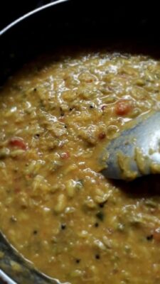 Nutritious & Flavorful Moringa Flower Kootu (Drumstick Flower Curry) - Plattershare - Recipes, food stories and food lovers Nutritious & Flavorful Moringa Flower Kootu (Drumstick Flower Curry) - Plattershare - Recipes, food stories and food lovers
