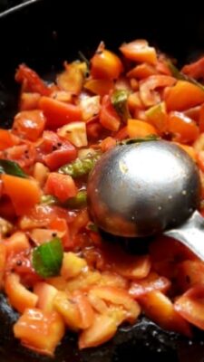 Restorative Tomato Rasam with Black Pepper & Cumin - Plattershare - Recipes, food stories and food lovers Restorative Tomato Rasam with Black Pepper & Cumin - Plattershare - Recipes, food stories and food lovers