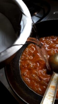 Restorative Tomato Rasam with Black Pepper & Cumin - Plattershare - Recipes, food stories and food lovers Restorative Tomato Rasam with Black Pepper & Cumin - Plattershare - Recipes, food stories and food lovers