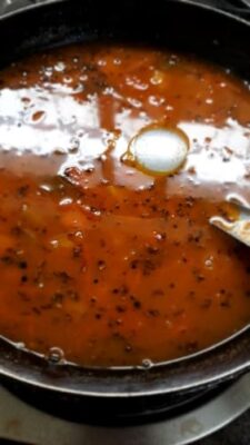 Restorative Tomato Rasam with Black Pepper & Cumin - Plattershare - Recipes, food stories and food lovers Restorative Tomato Rasam with Black Pepper & Cumin - Plattershare - Recipes, food stories and food lovers