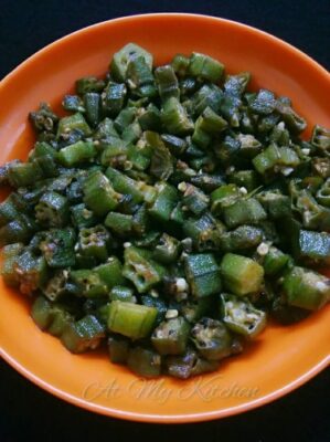Vendakkai Poriyal - Plattershare - Recipes, food stories and food lovers