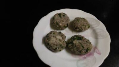 Crispy Raw Banana Kababs: A Flavorful Indian Snack - Plattershare - Recipes, food stories and food lovers Crispy Raw Banana Kababs: A Flavorful Indian Snack - Plattershare - Recipes, food stories and food lovers