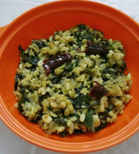 Paruppu Keerai Poriyal - Plattershare - Recipes, Food Stories And Food Enthusiasts
