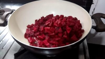 Vibrant Beetroot Poriyal: A South Indian Delight - Plattershare - Recipes, food stories and food lovers Vibrant Beetroot Poriyal: A South Indian Delight - Plattershare - Recipes, food stories and food lovers