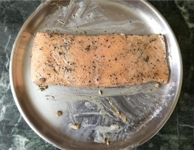 Pan-Seared Salmon with Asparagus: A Quick & Healthy Dinner - Plattershare - Recipes, food stories and food lovers Pan-Seared Salmon with Asparagus: A Quick & Healthy Dinner - Plattershare - Recipes, food stories and food lovers