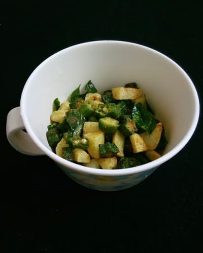 Fried Aloo Bhindi - Plattershare - Recipes, Food Stories And Food Enthusiasts