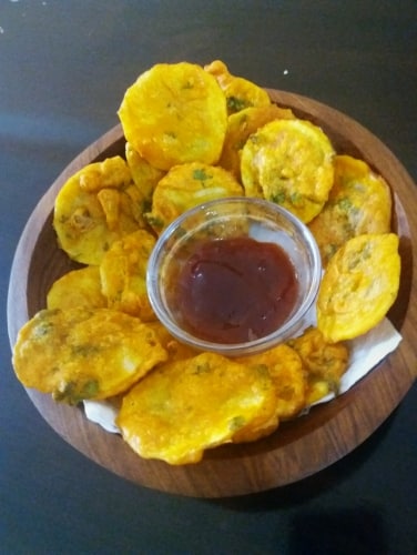 Kenyan Potato Fritters - Plattershare - Recipes, food stories and food lovers