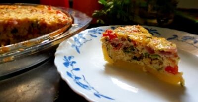 Crispy Potato Crusted Quiche: A Healthier Twist on a Classic - Plattershare - Recipes, food stories and food lovers Crispy Potato Crusted Quiche: A Healthier Twist on a Classic - Plattershare - Recipes, food stories and food lovers