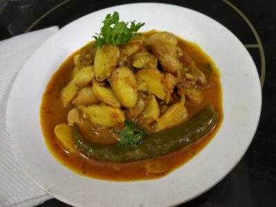 Hearty & Flavorful Jackfruit Seed Curry (Vegan & Gluten-Free) - Plattershare - Recipes, food stories and food lovers Hearty & Flavorful Jackfruit Seed Curry (Vegan & Gluten-Free) - Plattershare - Recipes, food stories and food lovers
