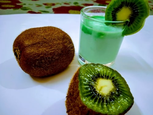 Kiwi Shot - Plattershare - Recipes, food stories and food lovers