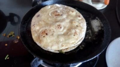 Club Paratha: The Ultimate Savory Indian Flatbread Sandwich - Plattershare - Recipes, food stories and food lovers Club Paratha: The Ultimate Savory Indian Flatbread Sandwich - Plattershare - Recipes, food stories and food lovers