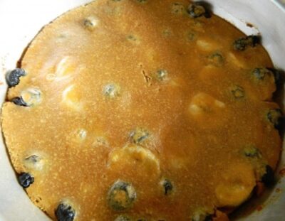 Healthy Banana Blueberry Clafoutis (Eggless & Refined Sugar-Free) - Plattershare - Recipes, food stories and food lovers Healthy Banana Blueberry Clafoutis (Eggless & Refined Sugar-Free) - Plattershare - Recipes, food stories and food lovers