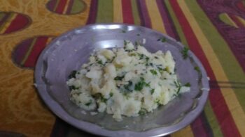 Aloo Ki Kachori - Plattershare - Recipes, food stories and food lovers