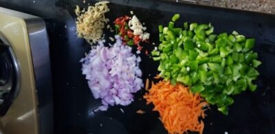 Spicy Stuffed Potato Jackets: A Flavorful Twist on a Classic British Dish - Plattershare - Recipes, food stories and food lovers Spicy Stuffed Potato Jackets: A Flavorful Twist on a Classic British Dish - Plattershare - Recipes, food stories and food lovers