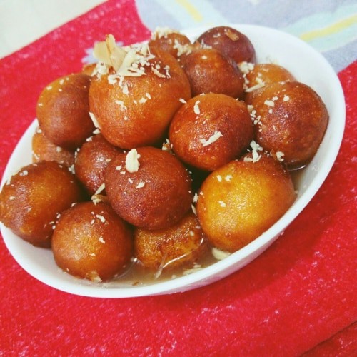 Aloo Gulob Jamun - Plattershare - Recipes, Food Stories And Food Enthusiasts