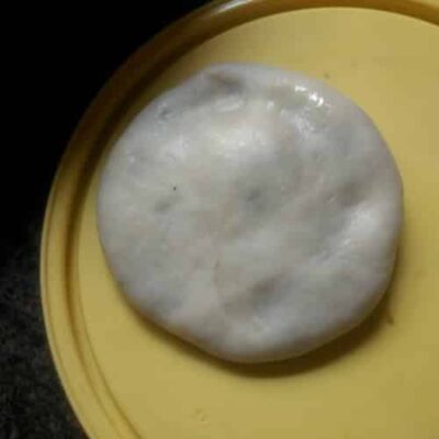 Crispy Nashik-Style Potato and Onion Kachori: A Savory Indian Snack - Plattershare - Recipes, food stories and food lovers Crispy Nashik-Style Potato and Onion Kachori: A Savory Indian Snack - Plattershare - Recipes, food stories and food lovers