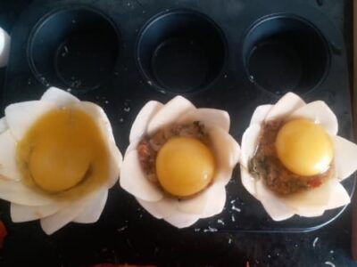 Sunny-Side-Up Potato Flowers: A Stunning French Breakfast - Plattershare - Recipes, food stories and food lovers Sunny-Side-Up Potato Flowers: A Stunning French Breakfast - Plattershare - Recipes, food stories and food lovers