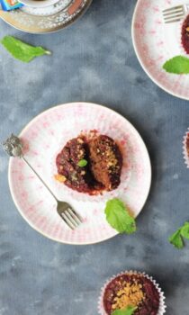 Fudgy Vegan Beet Cupcakes - Plattershare - Recipes, food stories and food lovers