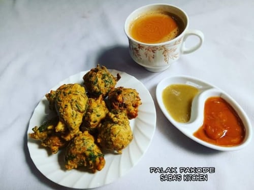 Palak Ke Pakode - Plattershare - Recipes, Food Stories And Food Enthusiasts