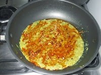 Nutritious Radish Greens Saag: A Vibrant Indian Curry - Plattershare - Recipes, food stories and food lovers Nutritious Radish Greens Saag: A Vibrant Indian Curry - Plattershare - Recipes, food stories and food lovers