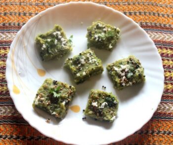 Spinach (Palak) Dhokla - Plattershare - Recipes, food stories and food lovers