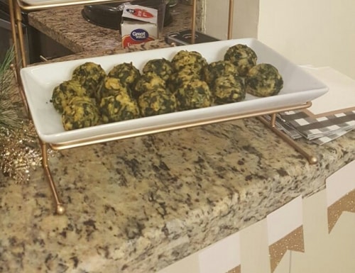 Spinach Cheesy Balls - Plattershare - Recipes, food stories and food lovers