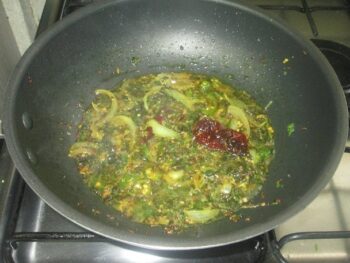 Gongura Pappu / Sorrel Leaves Dal Andhra Style - Plattershare - Recipes, food stories and food lovers