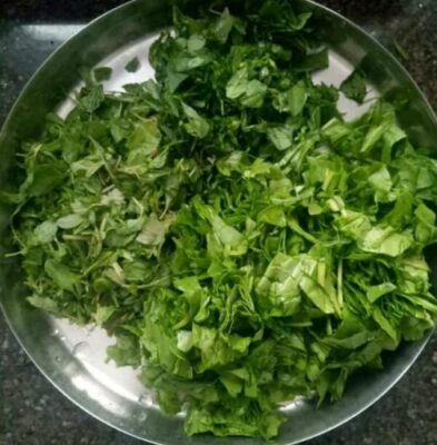 Sindhi Sai Bhaaji: A Flavorful Green Vegetable Curry - Plattershare - Recipes, food stories and food lovers Sindhi Sai Bhaaji: A Flavorful Green Vegetable Curry - Plattershare - Recipes, food stories and food lovers