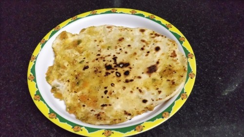 Schewan Paratha - Plattershare - Recipes, food stories and food lovers