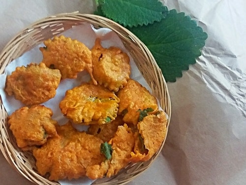 Carom Leaves Fritters - Plattershare - Recipes, Food Stories And Food Enthusiasts