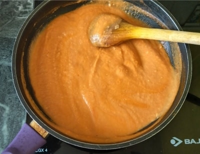 Fire-Roasted Tomato Soup with Fresh Basil - Plattershare - Recipes, food stories and food lovers Fire-Roasted Tomato Soup with Fresh Basil - Plattershare - Recipes, food stories and food lovers