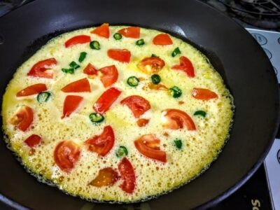 Fluffy Coconut Flour Keto Pancakes with Savory Tomato & Chili - Plattershare - Recipes, food stories and food lovers Fluffy Coconut Flour Keto Pancakes with Savory Tomato & Chili - Plattershare - Recipes, food stories and food lovers