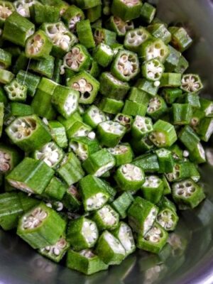 Spicy & Crispy Okra (Bhindi) Fry: A Flavorful Indian Side Dish - Plattershare - Recipes, food stories and food lovers Spicy & Crispy Okra (Bhindi) Fry: A Flavorful Indian Side Dish - Plattershare - Recipes, food stories and food lovers